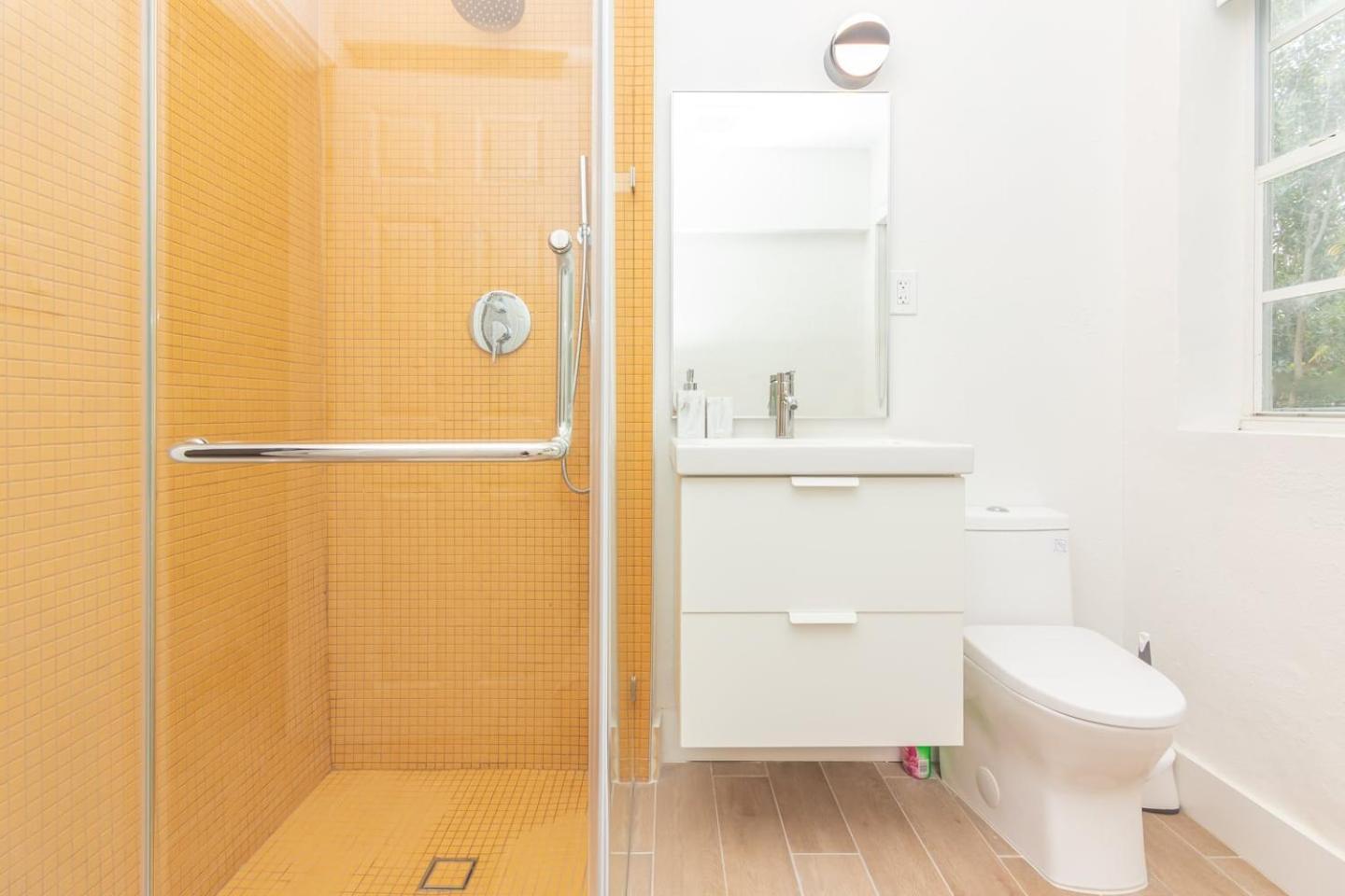 Large Stylish Studio Apartment In El Portal #3 Miami Exterior foto